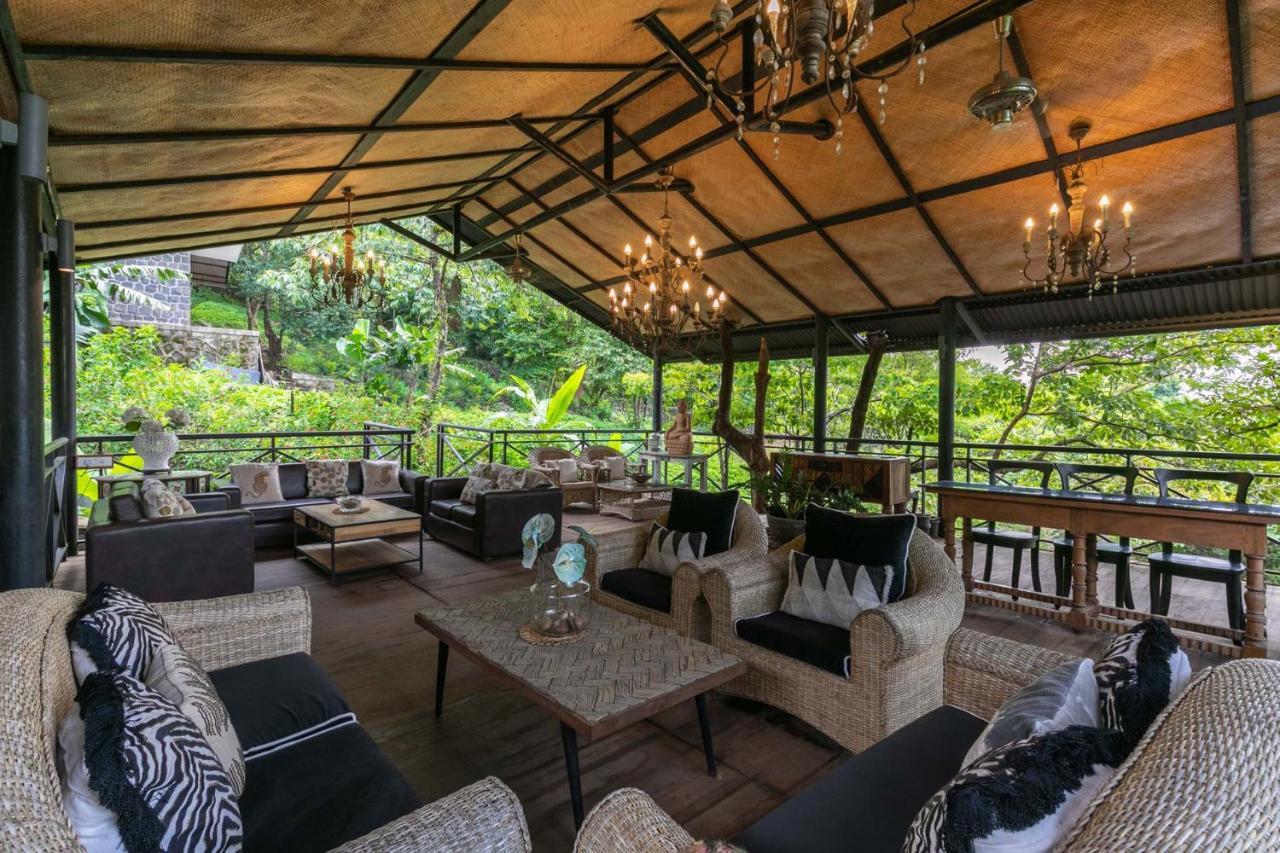 Villa Mawi Infinitty By Stayvista - A Lake-view With An Infinity Pool For A Luxurious *