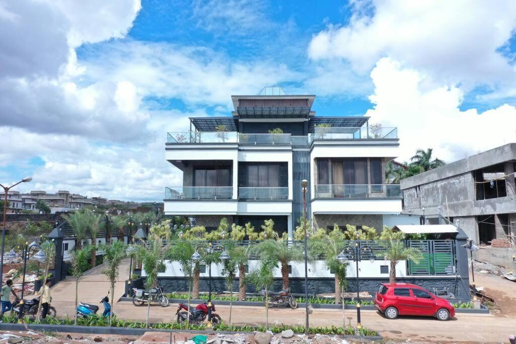 Villa 12bhk Pool Meadows-nest By The Rentalgram