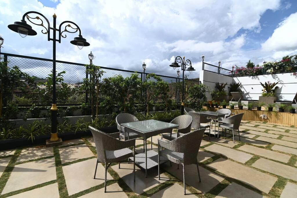 12bhk Pool Meadows-nest By The Rentalgram Villa *