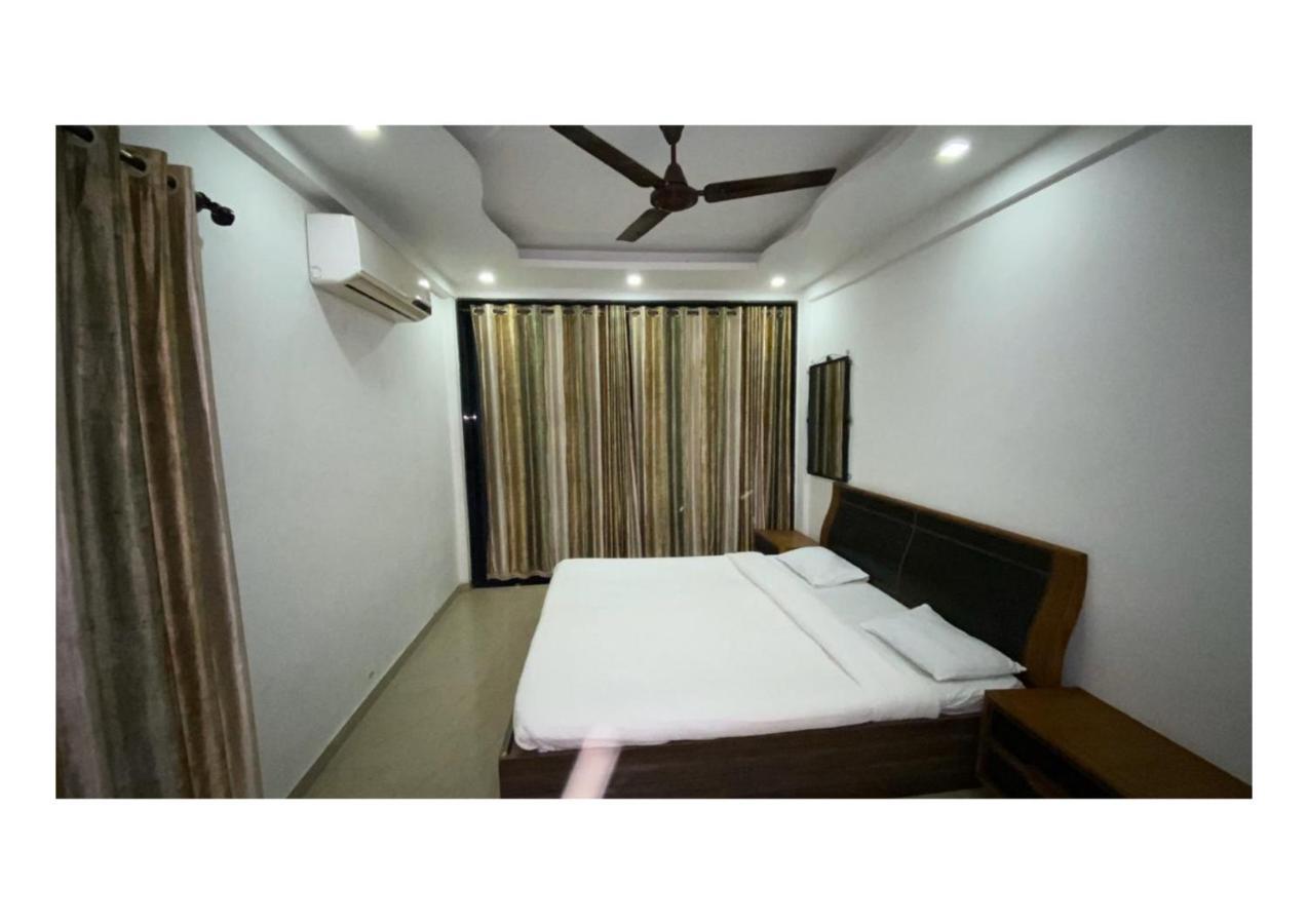 Villa Mount Castle 5bhk *