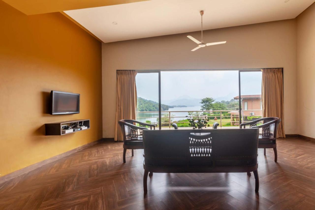 Stayvista's Shivom 2 - A Serene Escape With Views Of The Valley And Resort