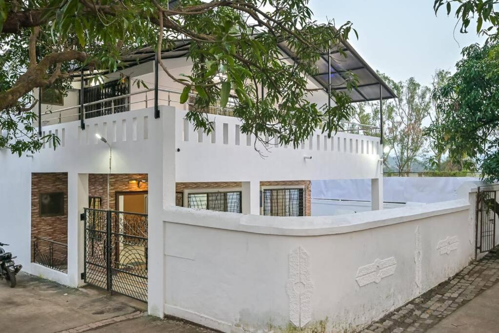 Brookside Private Pool 4bhk Villa Lonavala