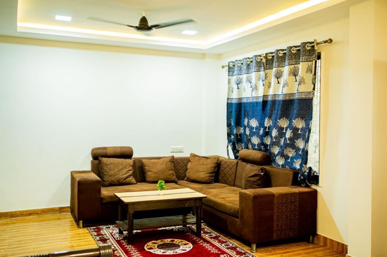 Swaragan Holidays 4 Bhk Ac Luxury Private Pool Villa Lonavala