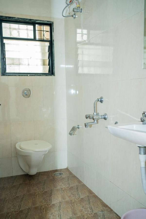 Swaragan Holidays 4 Bhk Ac Luxury Private Pool *