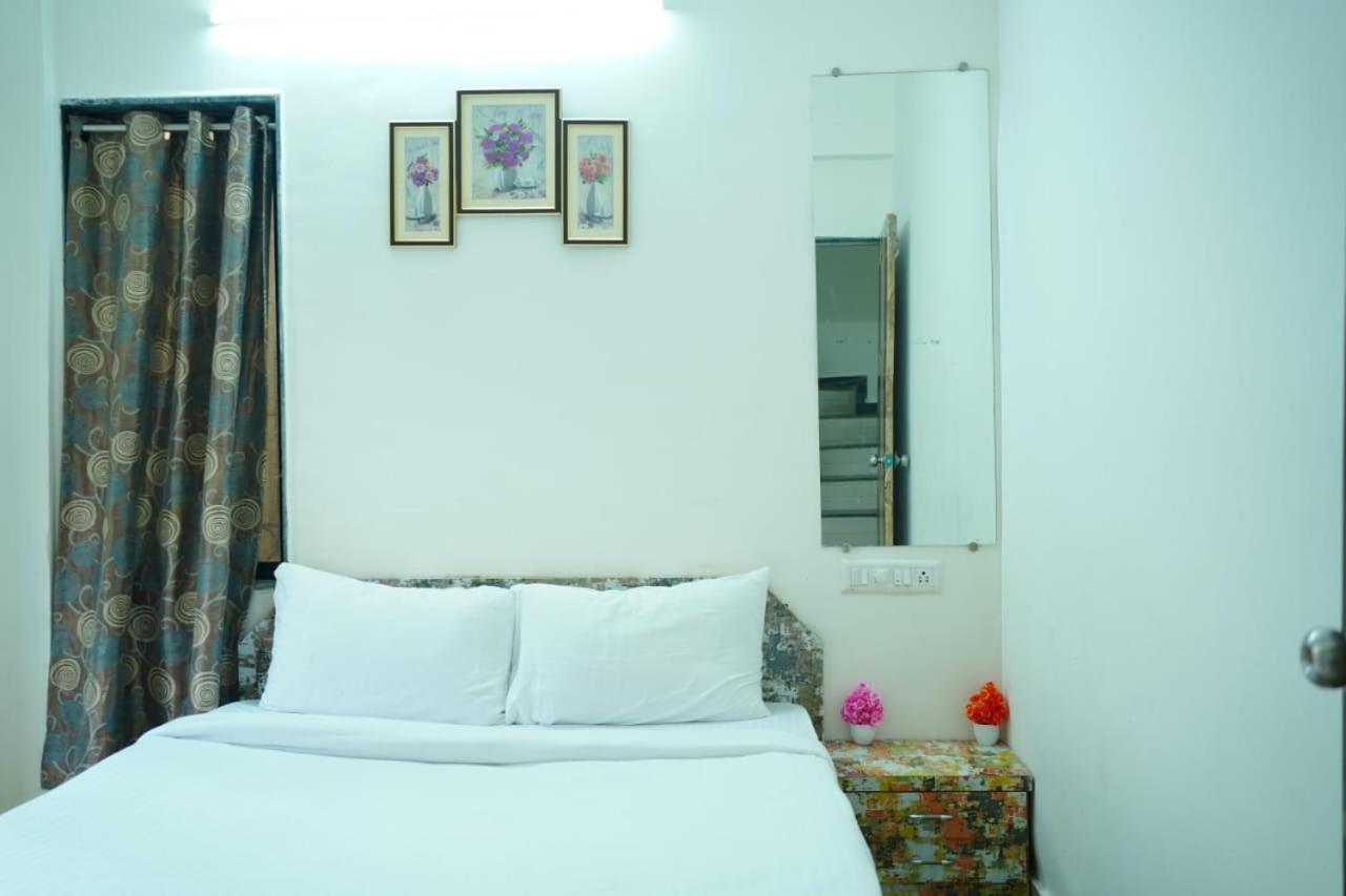 Swaragan Holidays 4 Bhk Ac Luxury Private Pool Villa Lonavala