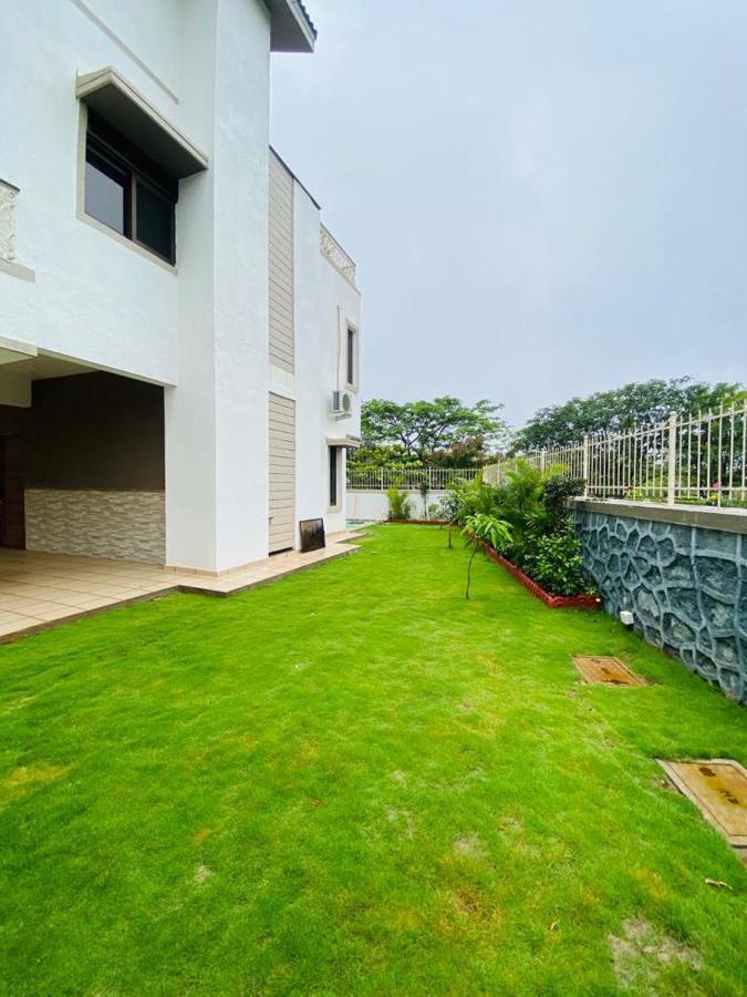 Euphoriaa 4br Jacuzzi Pvtpool Theatre * Lonavala