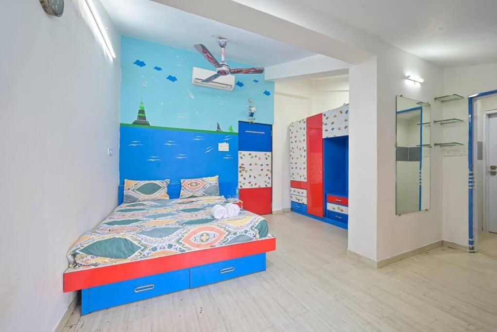 Brookside Private Pool 4bhk *