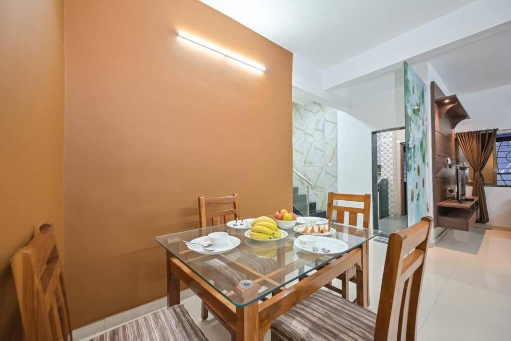 Brookside Private Pool 4bhk