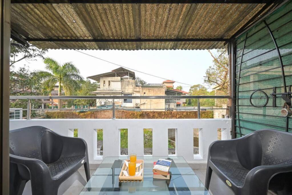 Villa Brookside Private Pool 4bhk *