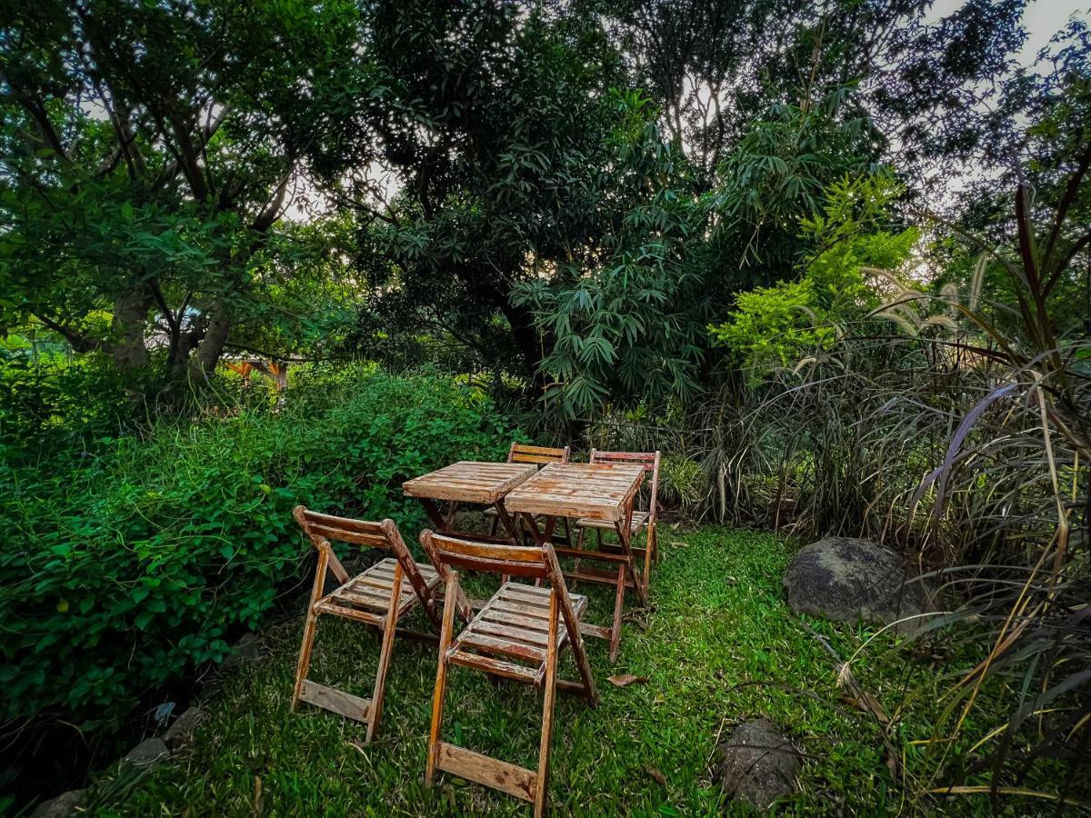 Antheia Resorts, Pawna