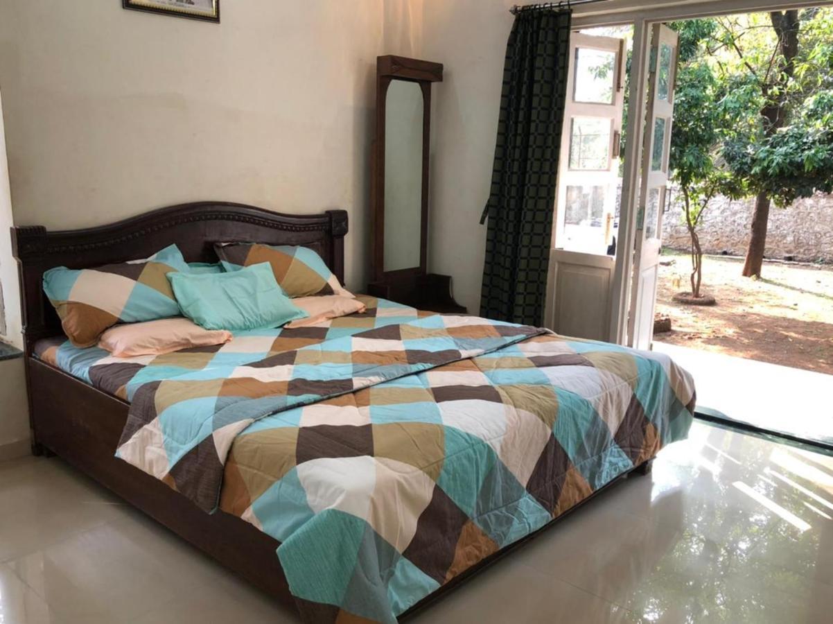 Silver Oaks Villa