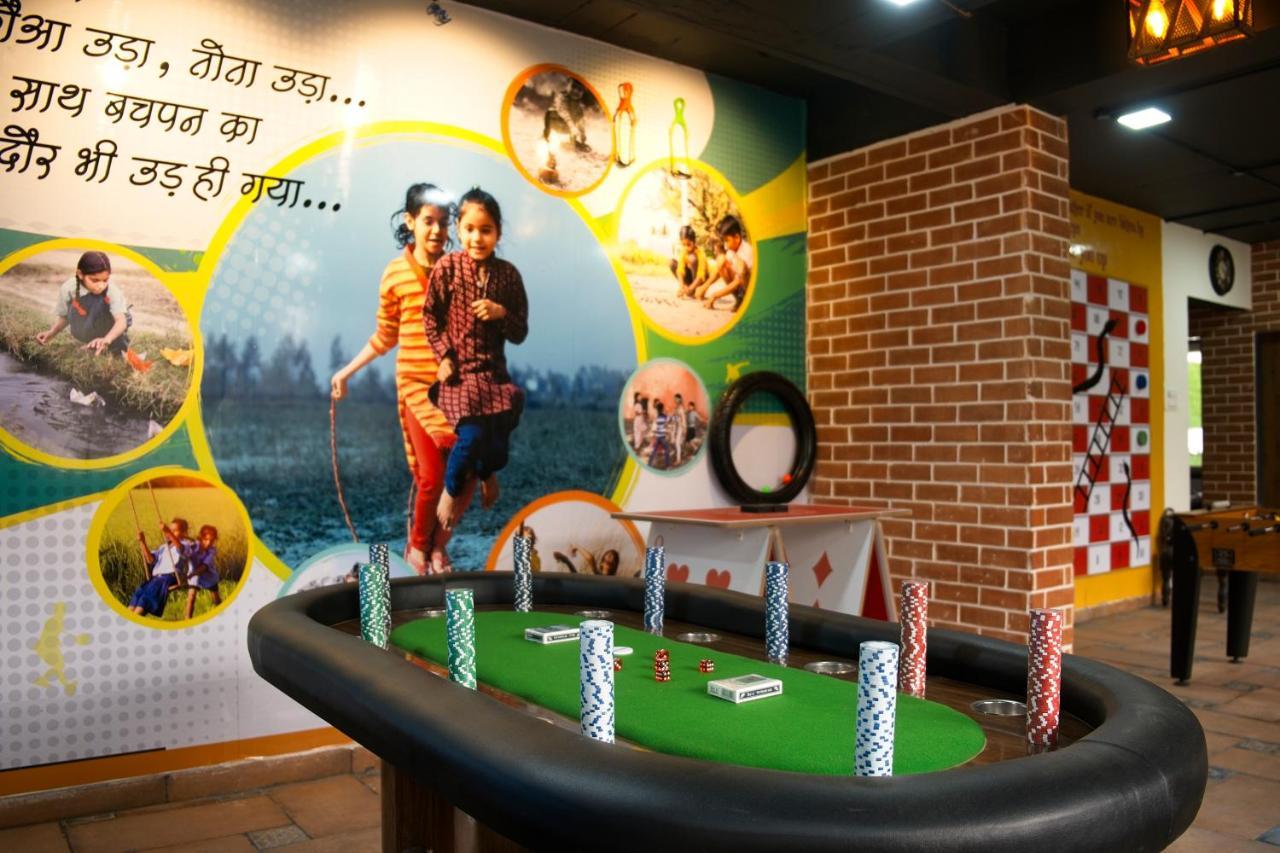Saffronstays The Fusion, - Pool With Hip Interiors And Indoor Games Villa Lonavala