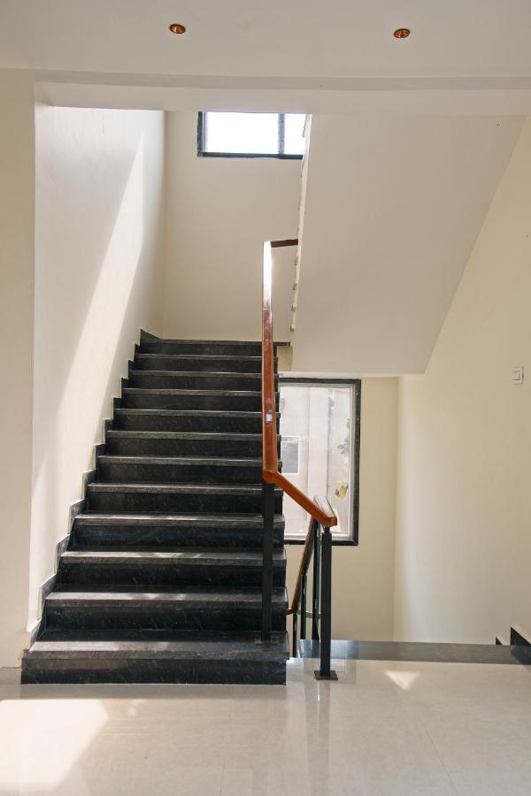 Saffronstays The Fusion, - Pool With Hip Interiors And Indoor Games Villa Lonavala