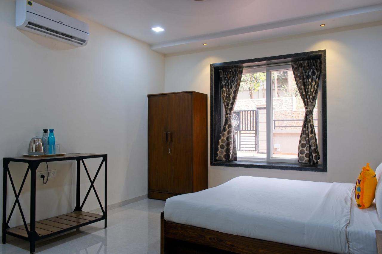 Saffronstays The Fusion, - Pool With Hip Interiors And Indoor Games *
