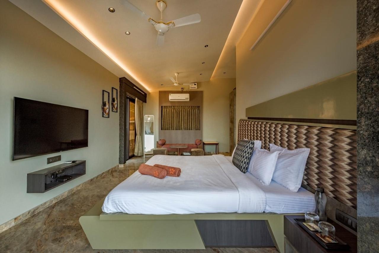 Saffronstays Heavone Penta, Villa