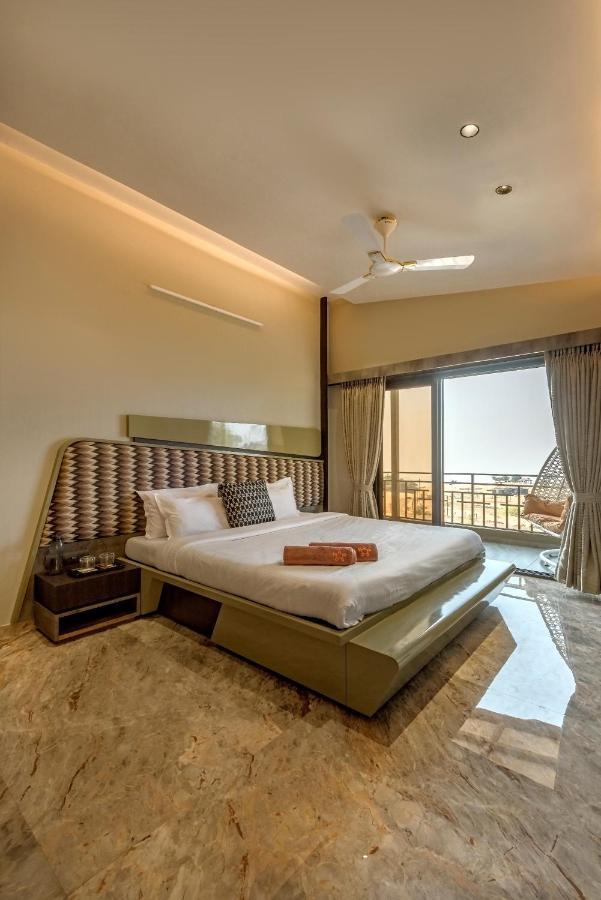 Villa Saffronstays Heavone Penta,