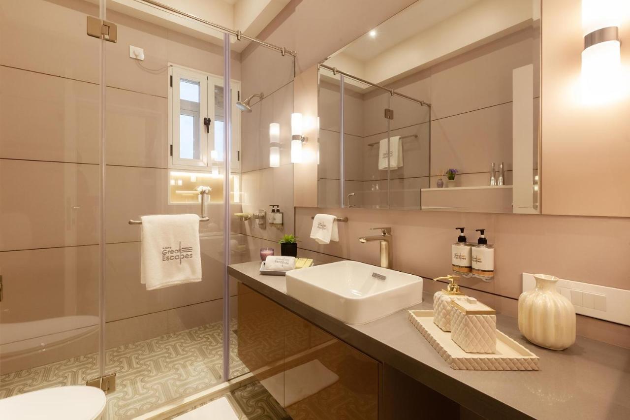 Stayvista's Le Sutra Great Escapes - Udaan - Artistic Rooms, Terrace Jacuzzi With Scenic View *