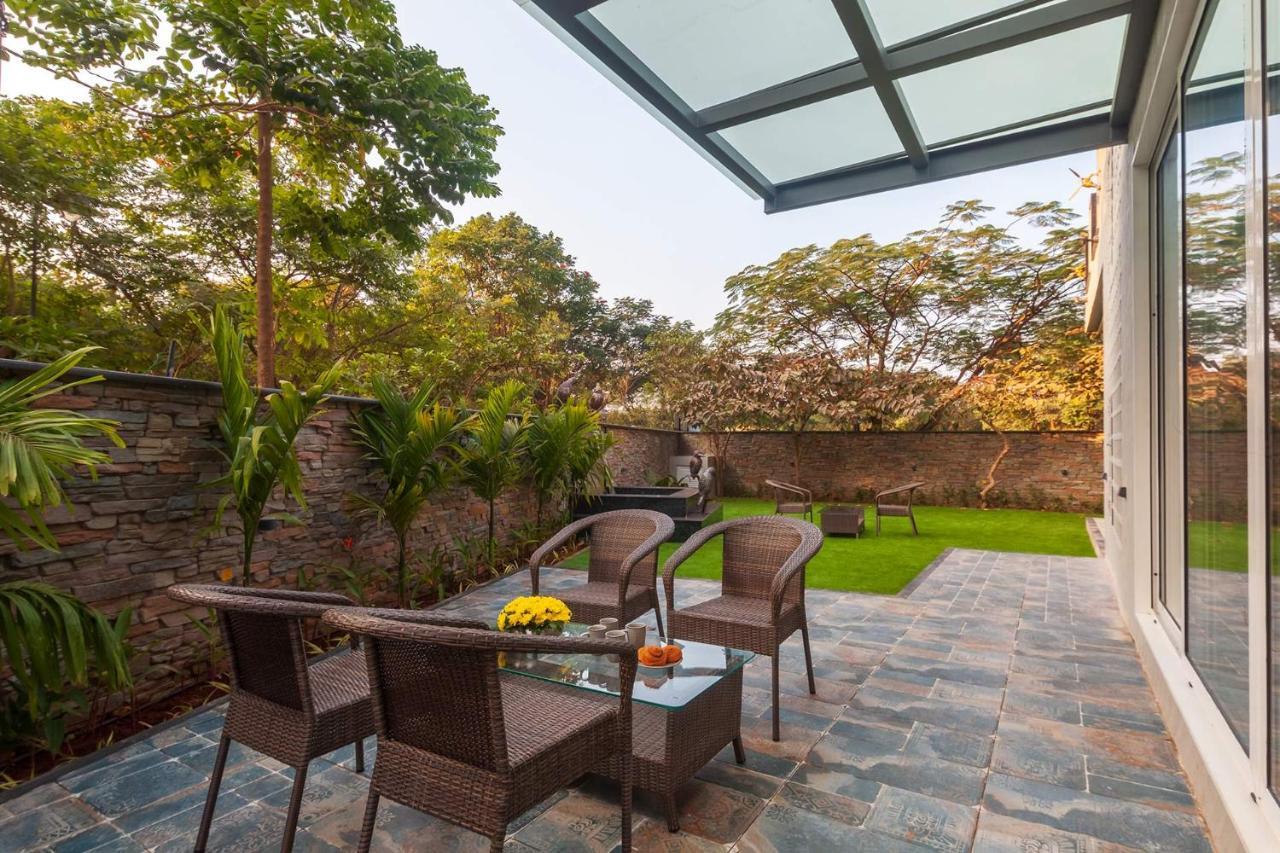 Villa Stayvista's Le Sutra Great Escapes - Udaan - Artistic Rooms, Terrace Jacuzzi With Scenic View