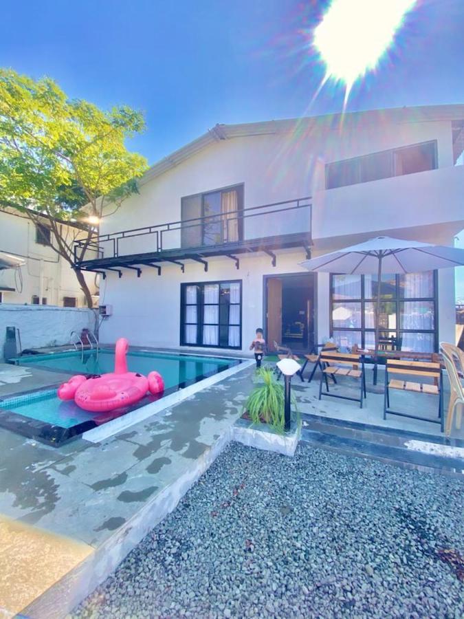 Villa Canvas & - Lonavala