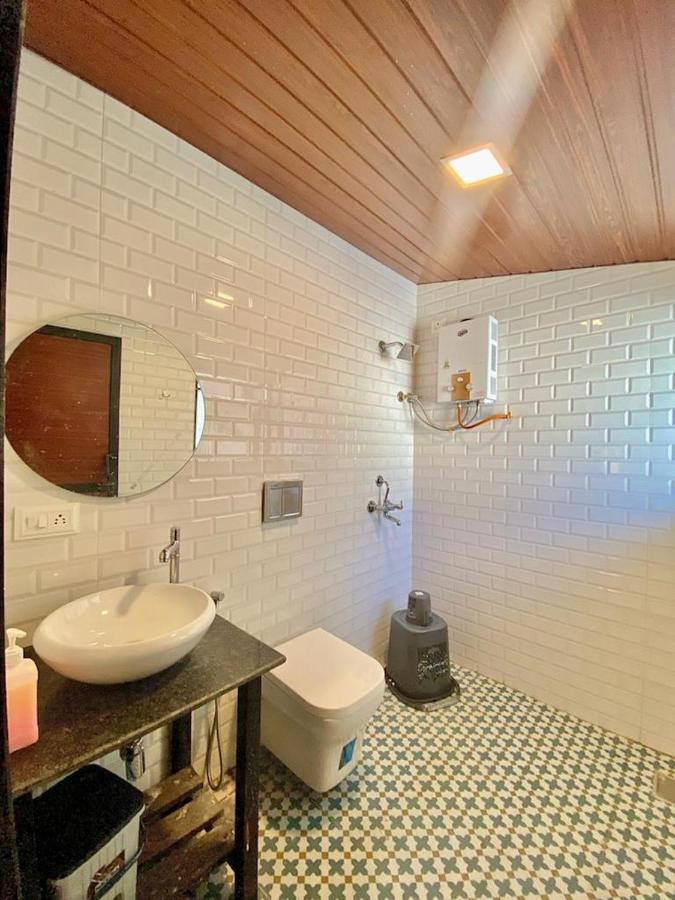 Villa Canvas & -