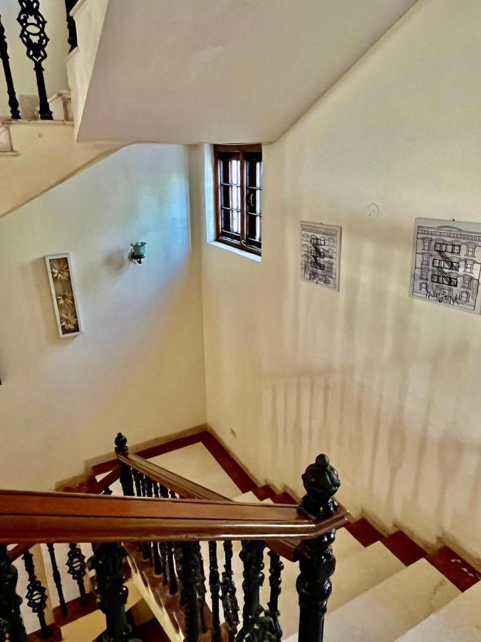 West Valley Villa, Rajbhavan Villa *