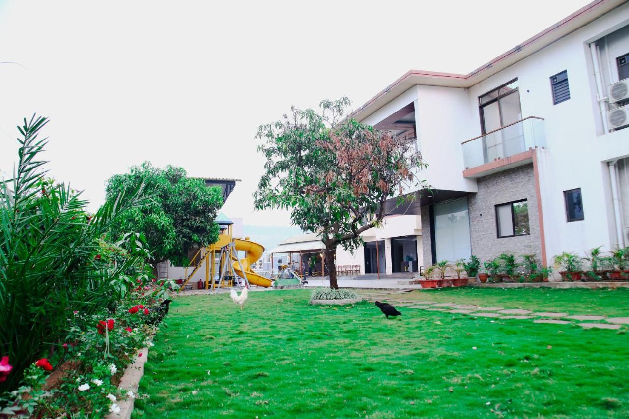 Royal Retreat - 7bhk Luxury By Royal Villa