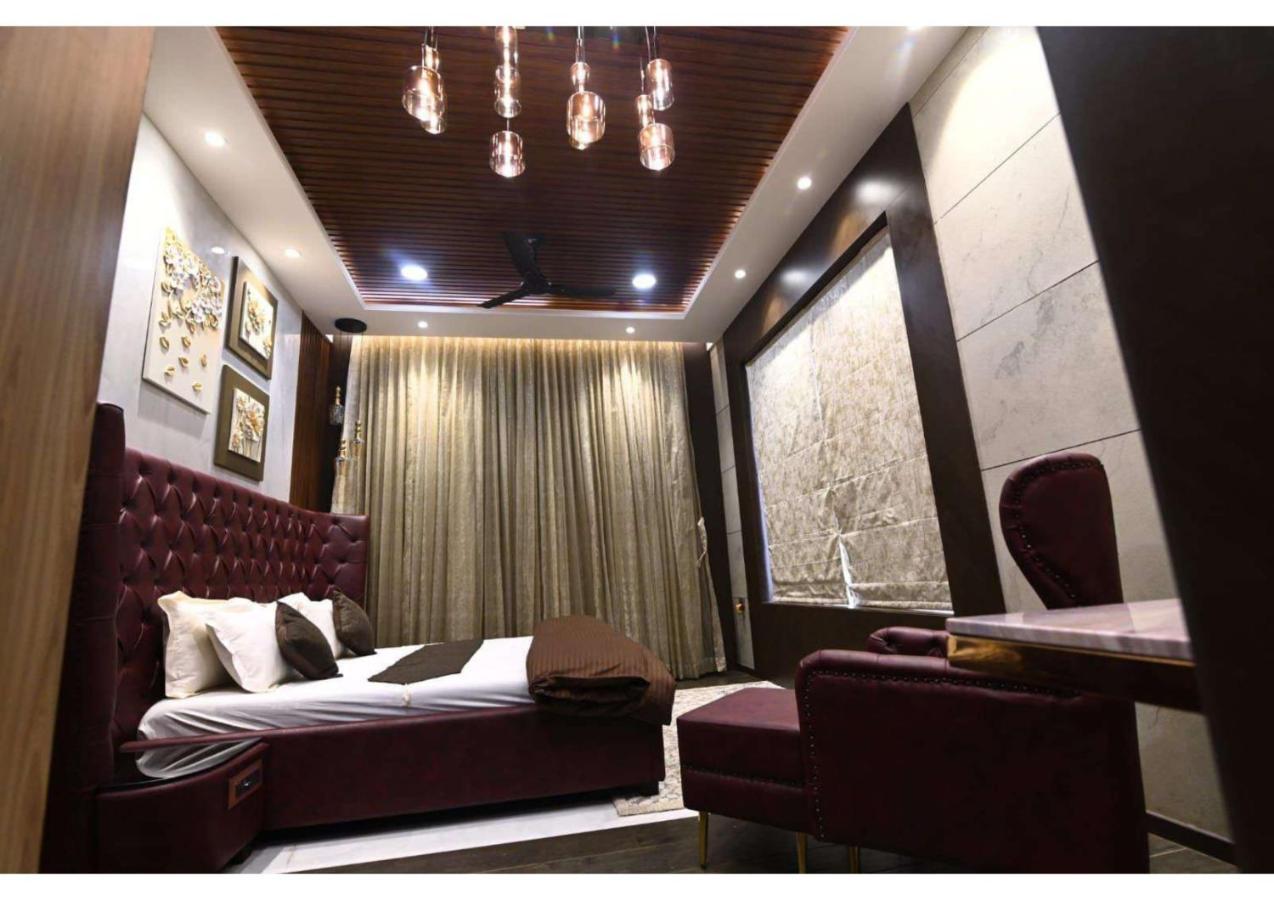 Mansion 6bhk