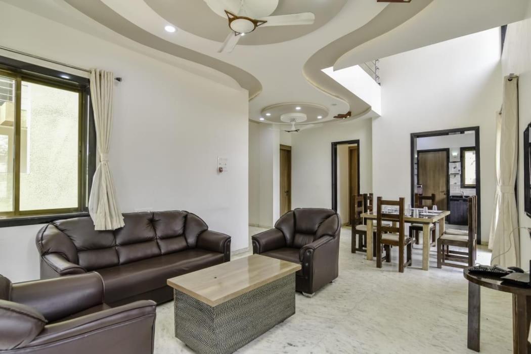 Empyrean Stays Ll Bobby Ll 2bhk Ll Ac Ll Pool Ll