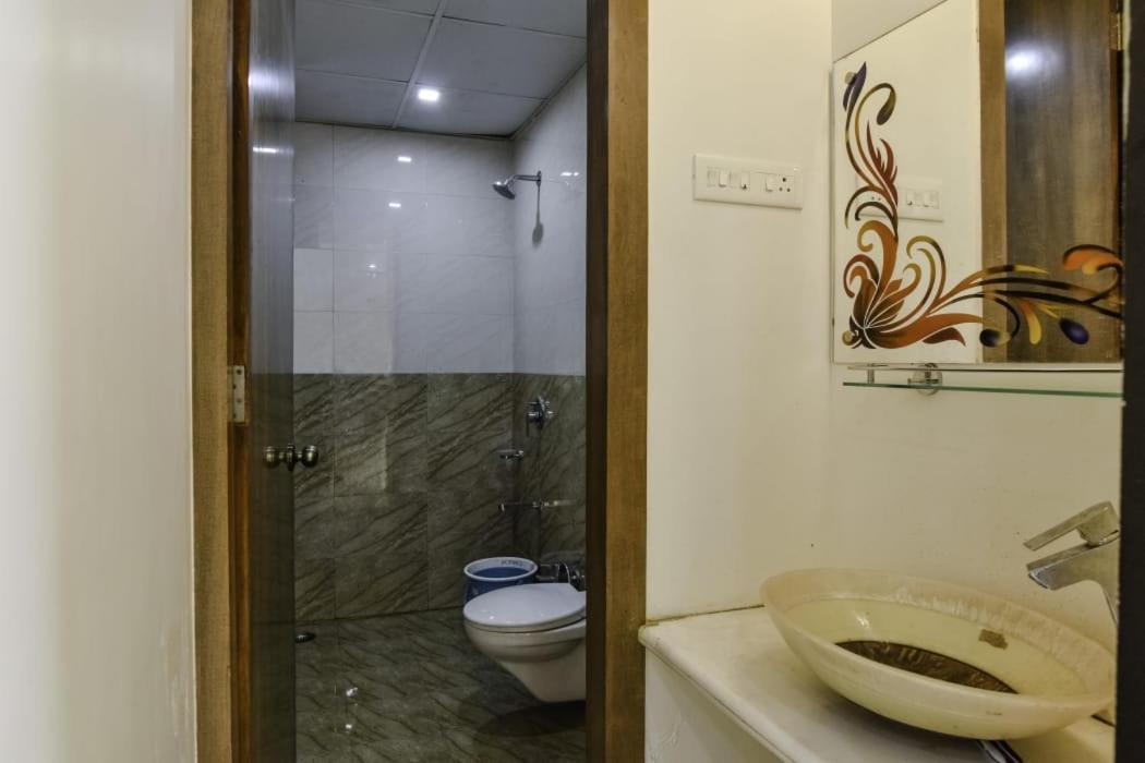 Empyrean Stays Ll Bobby Ll 2bhk Ll Ac Ll Pool Ll Villa Lonavala