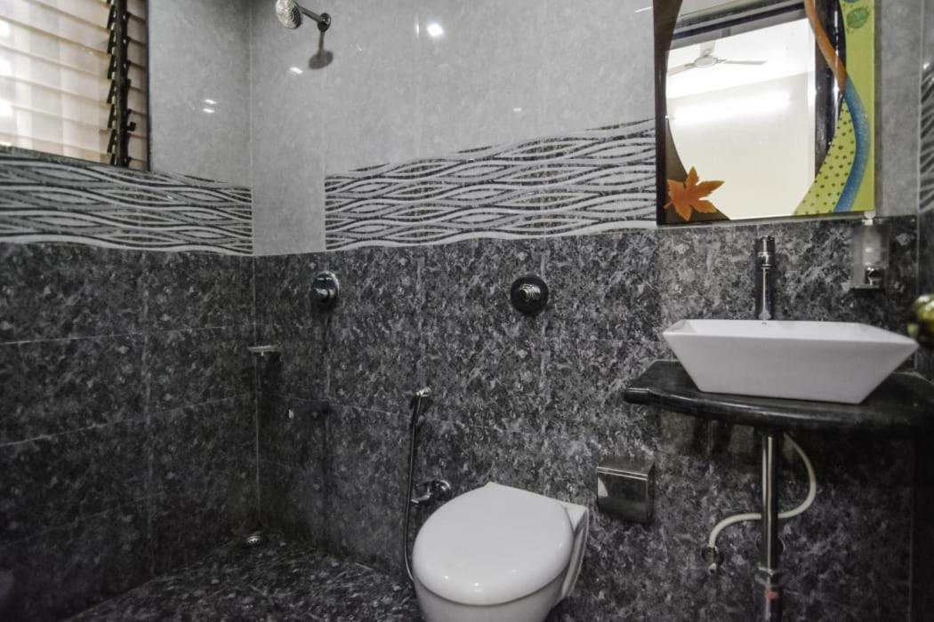 Empyrean Stays Ll Bobby Ll 2bhk Ll Ac Ll Pool Ll Villa Lonavala