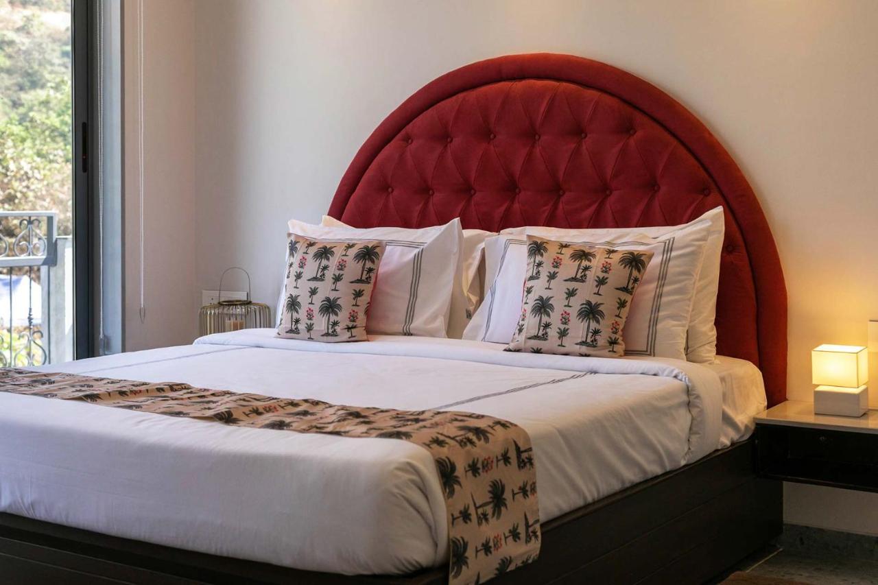 Stayvista's Le Arc - Artistic With Private Plunge Pool And Scenic Views Villa *