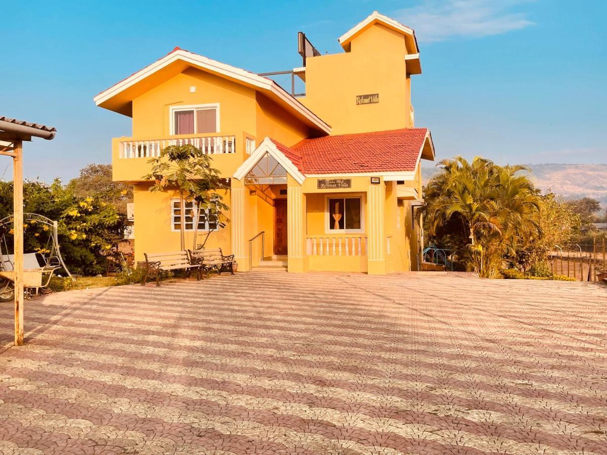 Newly Renovated-Farm Villa -6Bhk With Pool & Turf Villa *