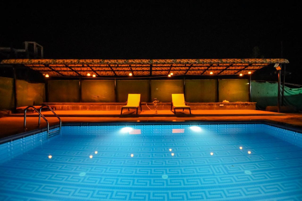 Holiday home Lifeline - Cozy 2bhk Taraangan With Huge Private Pool