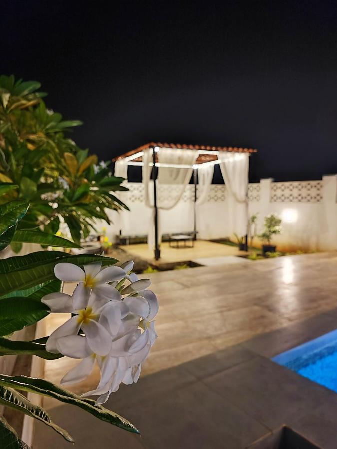 Villa Littlewoods Iris *