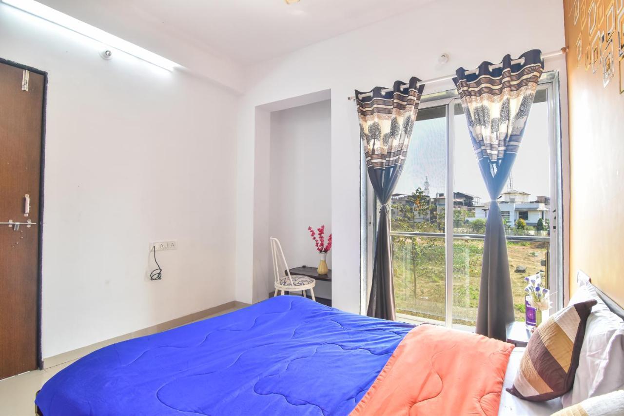 Empyrean Stays Ll Goodluck Bungalow Ll 2bhk Ll Pool Ll *