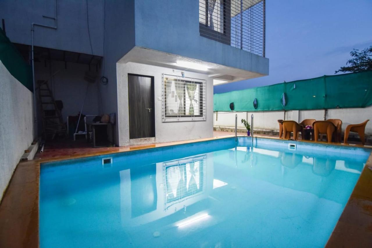 Empyrean Stays Ll Nostro Circo Ll 2bhk Ll Big Pool Villa *