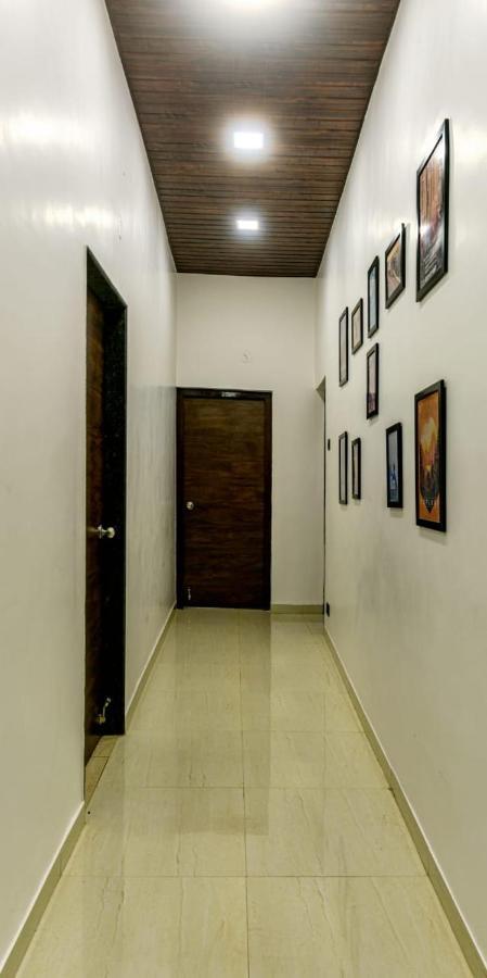 Redhomex Kingfushi Villa Lonavala