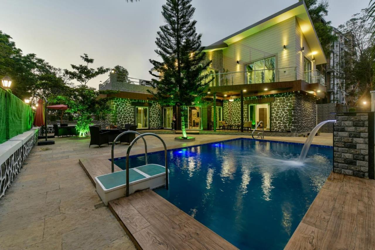 Redhomex Kingfushi Villa *
