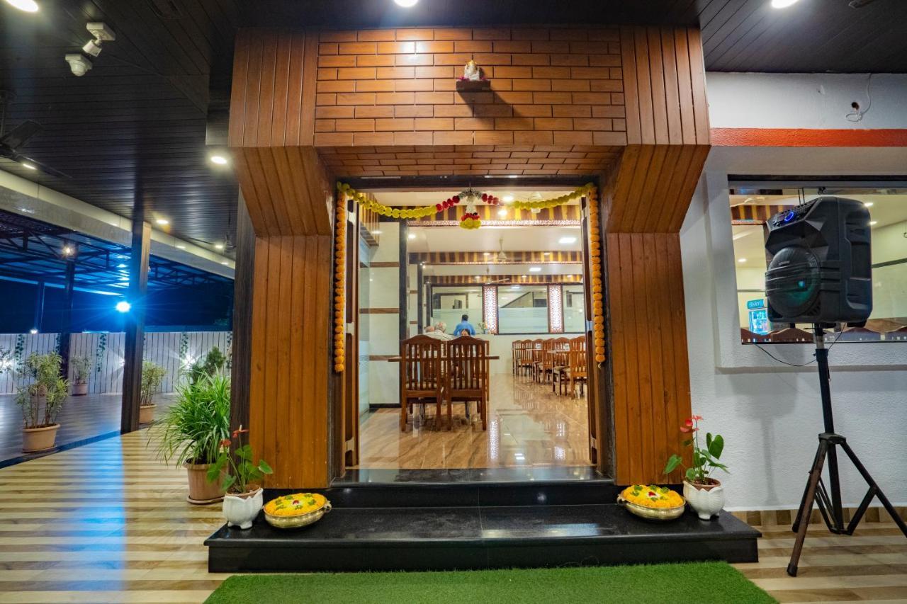 Hotel Jagadguru 3*