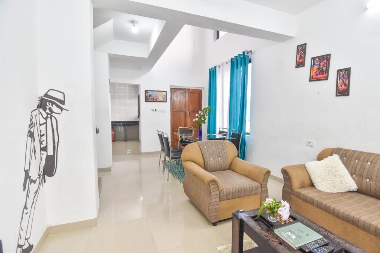 Empyrean Stays Ll Nostro Circo Ll 2bhk Ll Big Pool Villa
