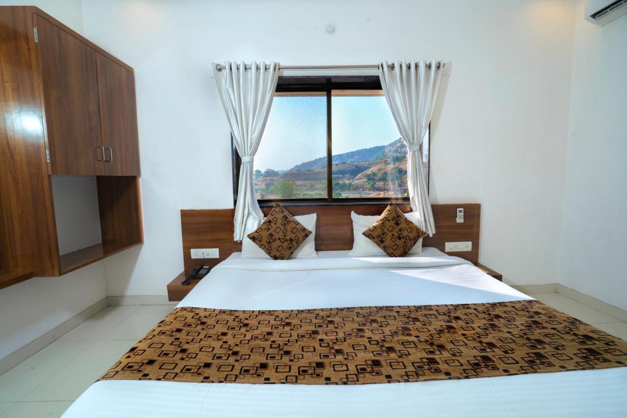 Hotel Jagadguru 3*