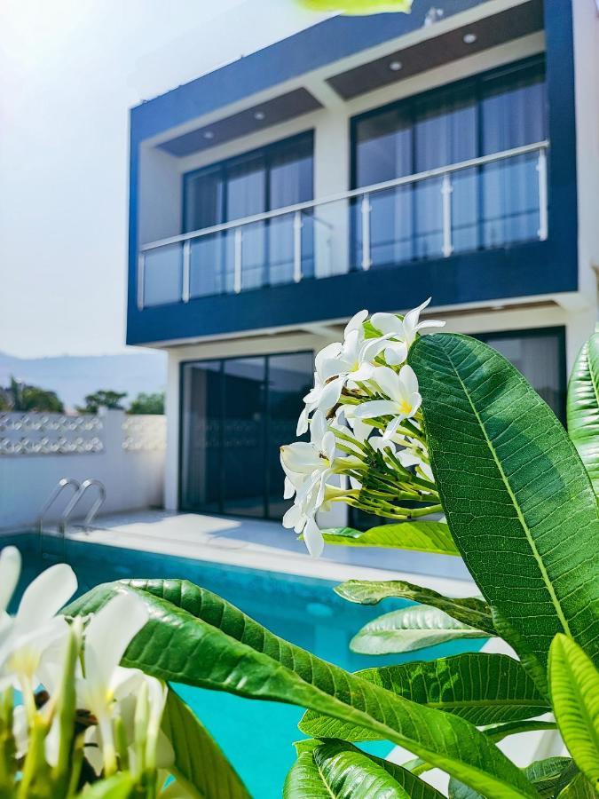 Littlewoods Iris Lonavala