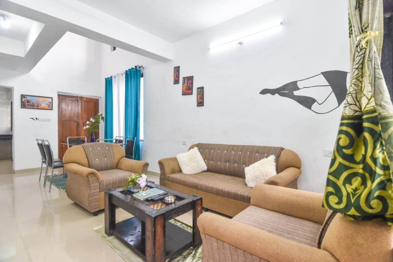 Empyrean Stays Ll Nostro Circo Ll 2bhk Ll Big Pool Villa *
