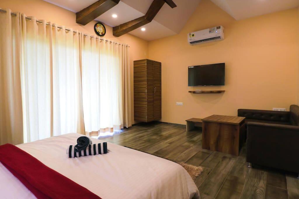 Leisurely Casa By The Hills 4bhk, Pawna Villa *