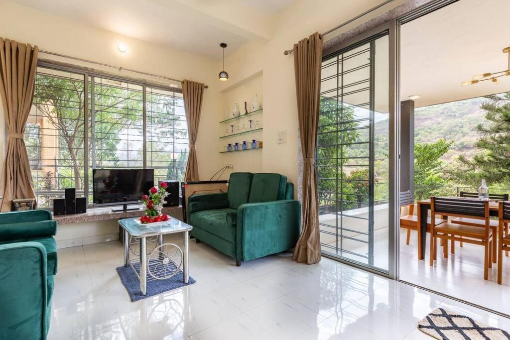 Villa Leisurely Jazz By The Lake, 2bhk Pawna *