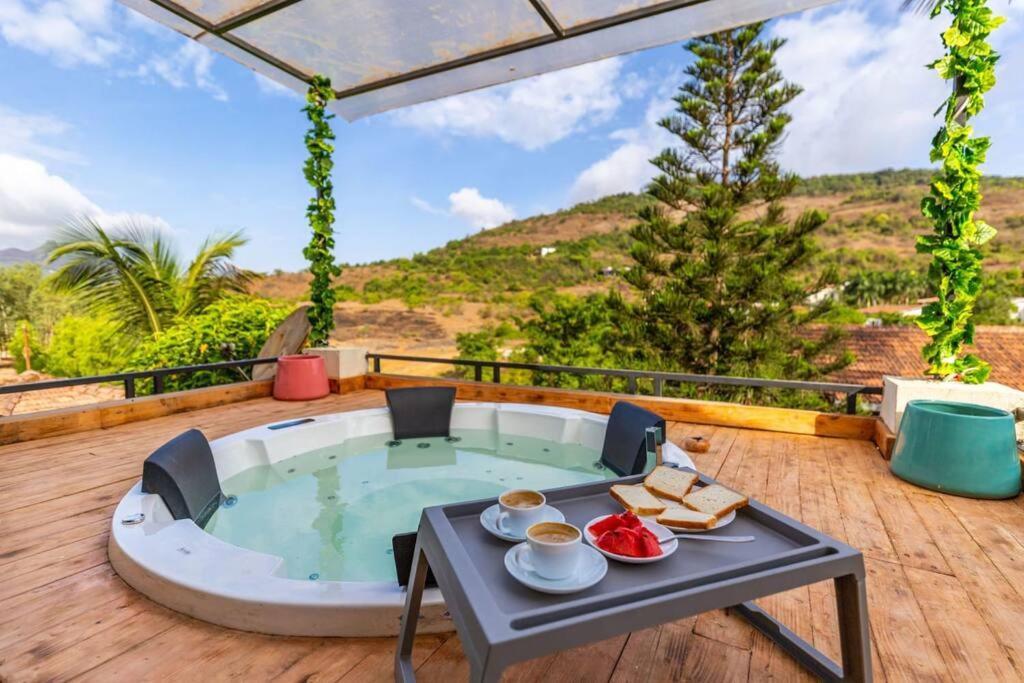 Leisurely Jazz By The Lake, 2bhk Pawna Villa