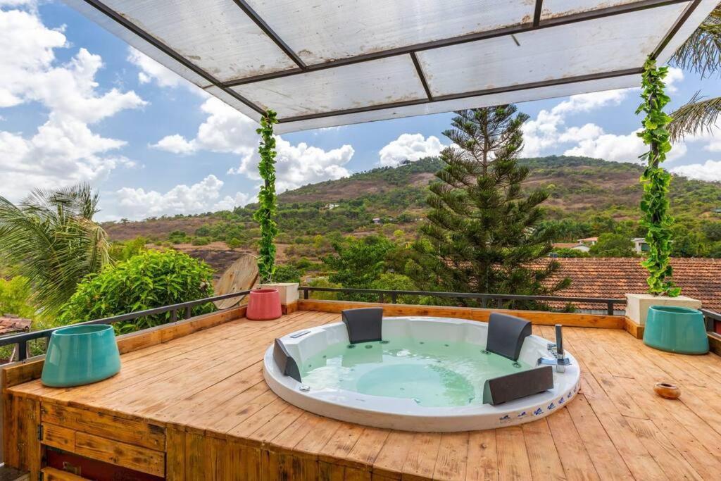Villa Leisurely Jazz By The Lake, 2bhk Pawna