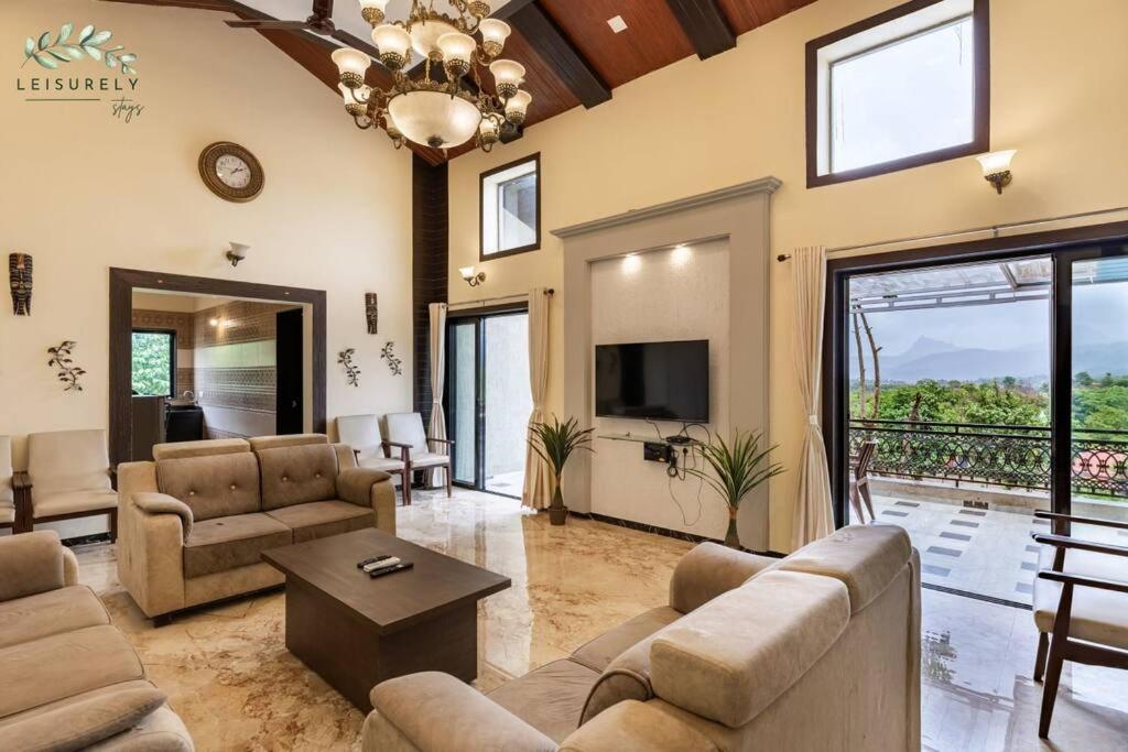 Villa Leisurely By The Foothills 7bhk , Pawna Lake, Lonavala