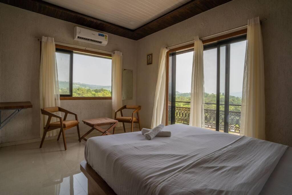 Leisurely By The Foothills 7bhk , Pawna Lake, * Lonavala