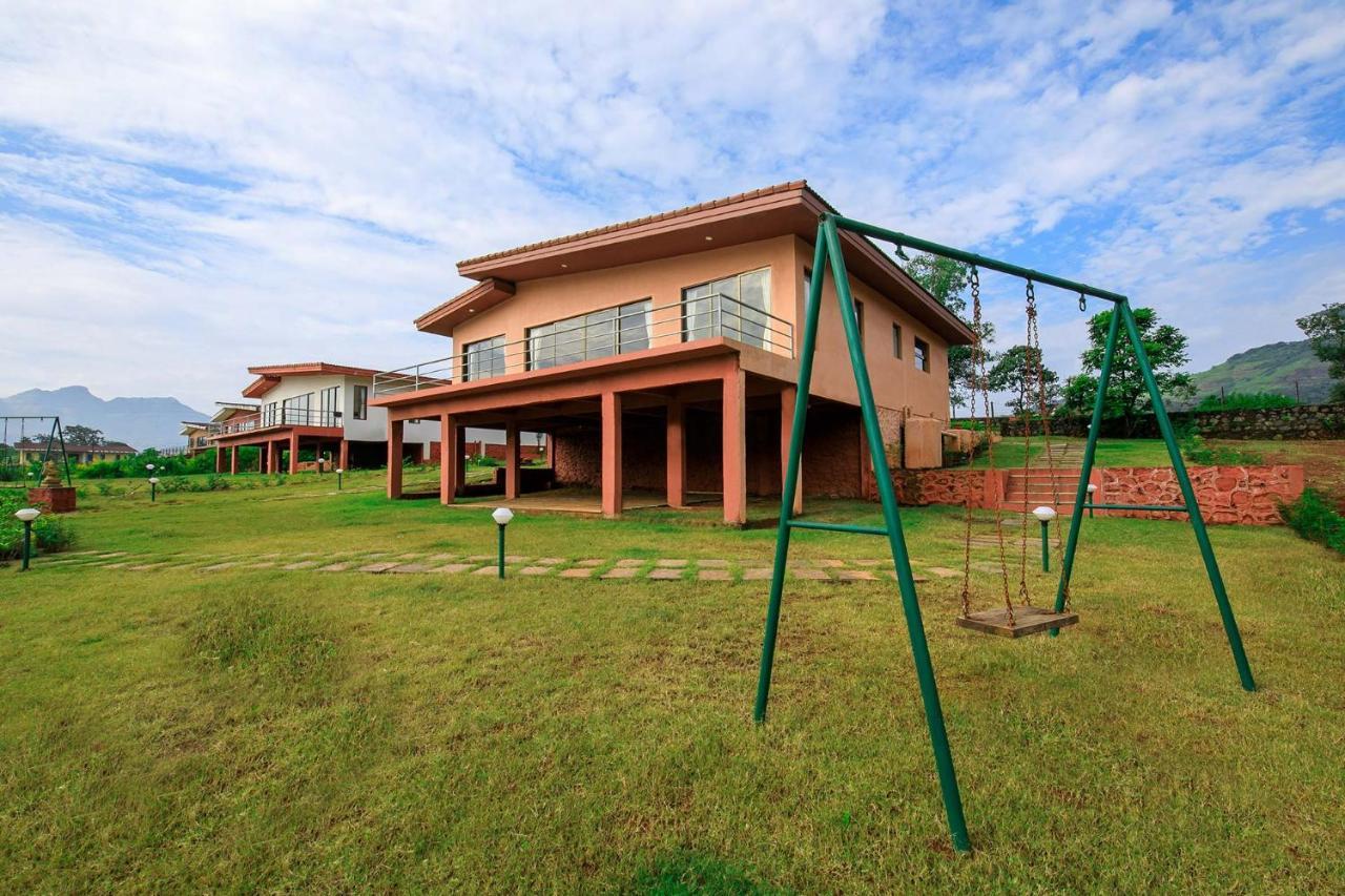 Villa Shivom - 9 Bedroom With Pvt Pool & Pawna Lake View Lonavala
